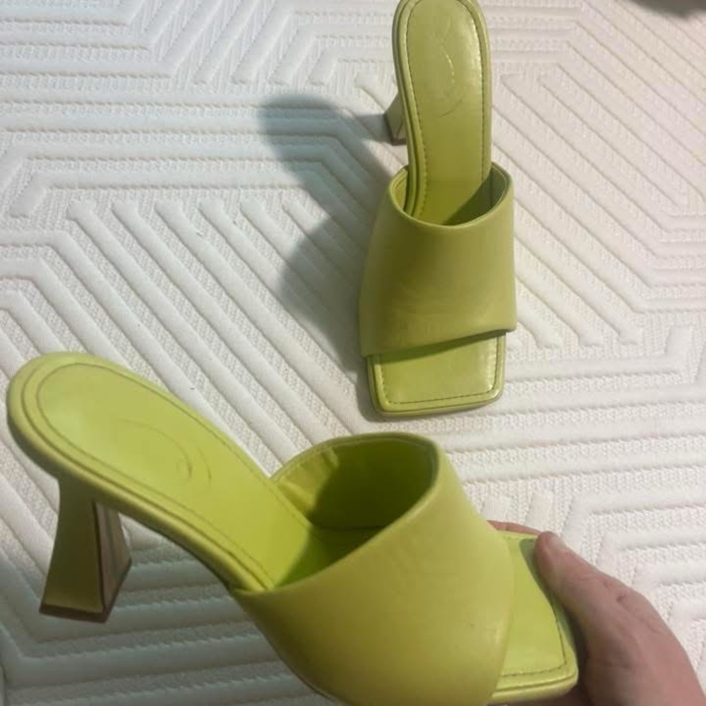 Sam Edelman Lime Green Heeled Sandals